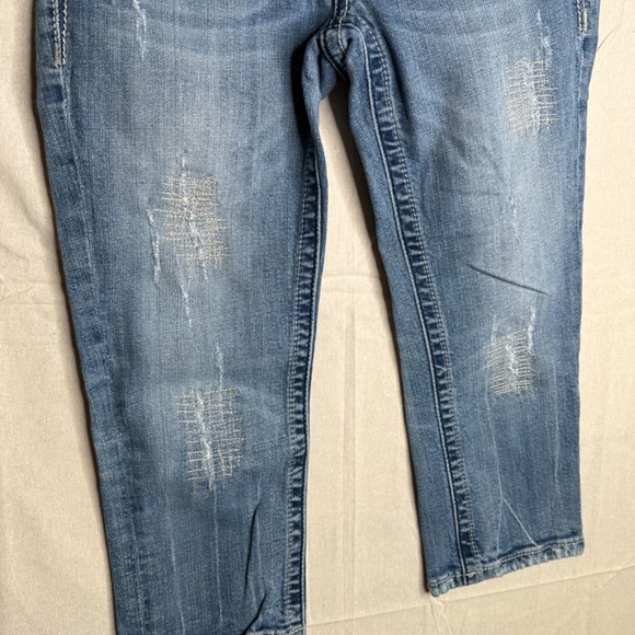 Miss Me Jeans Capri Denim JP5082CP Embroidery/Rhinestones Back Pockets Size 27 - Picture 6 of 12